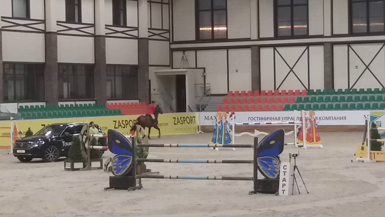 MaximaStables .Кубок Армении. маршрут 140см. Бивальди