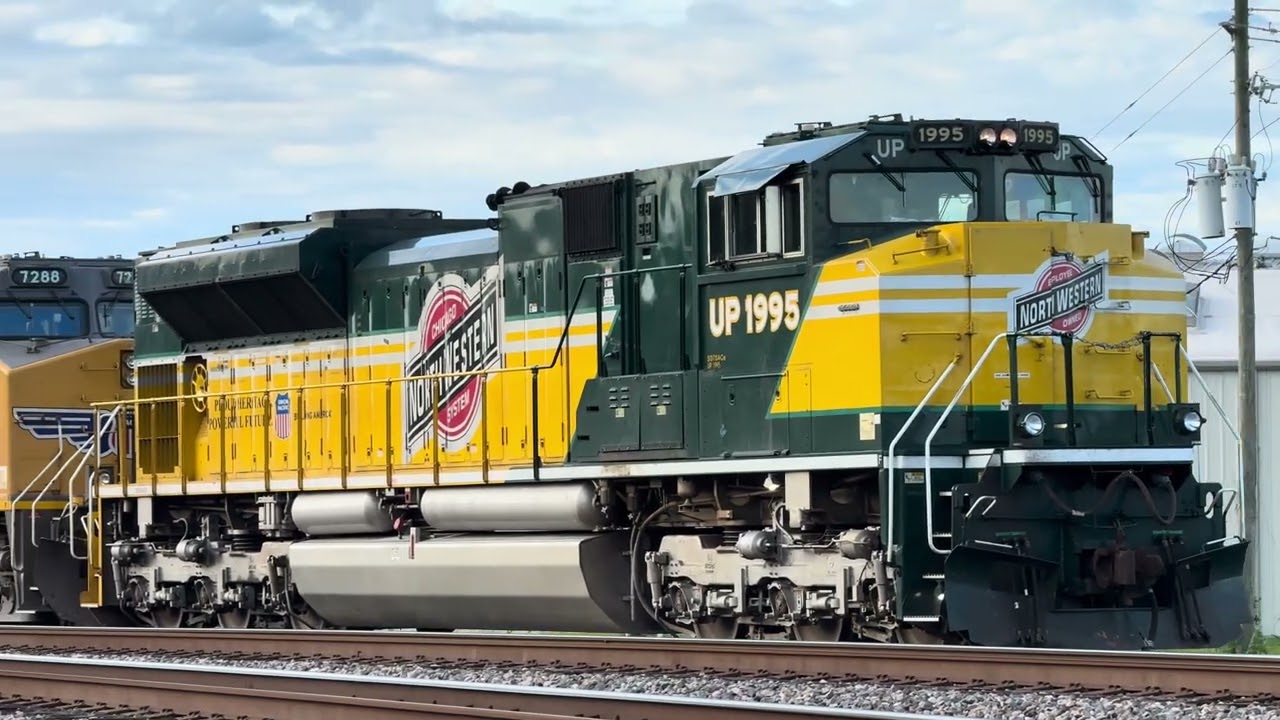 Railfanning Tower 26 Houston, TX 05-11-2025 feat UP 1995
