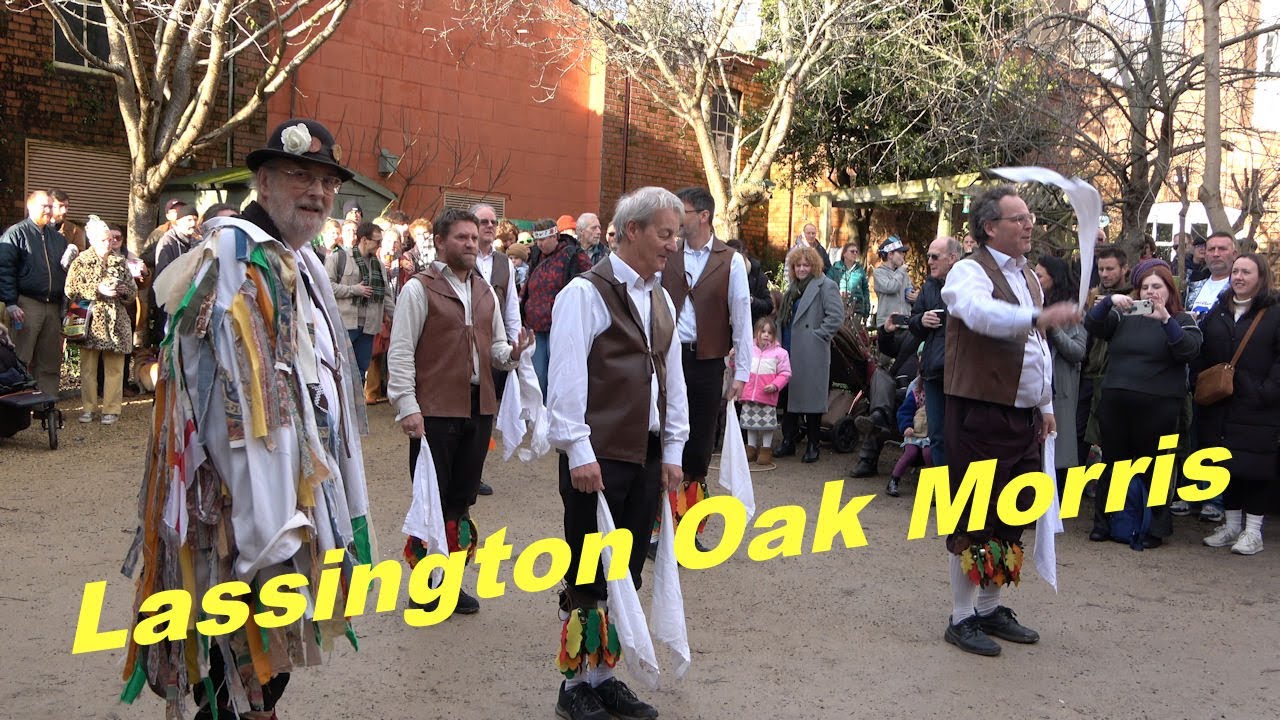 Lassington Oak Morris dance 