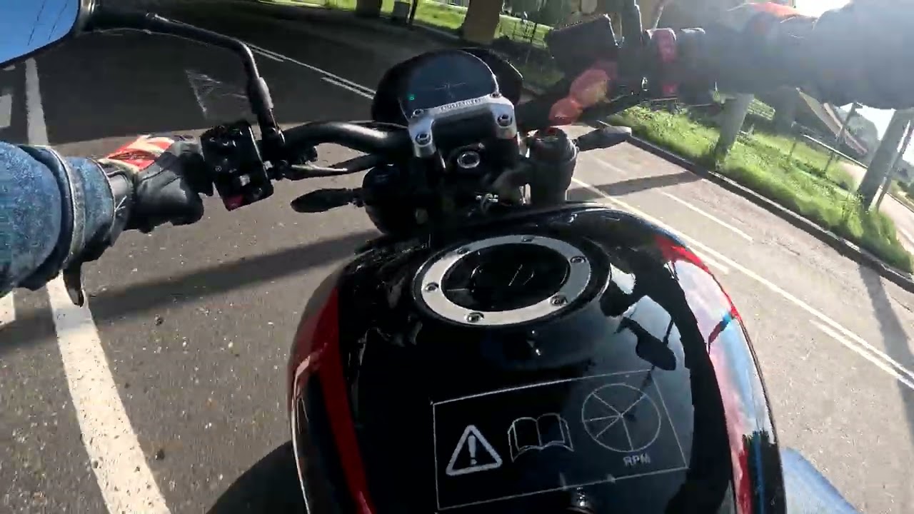 Triumph trident tribute 660 2025 POV