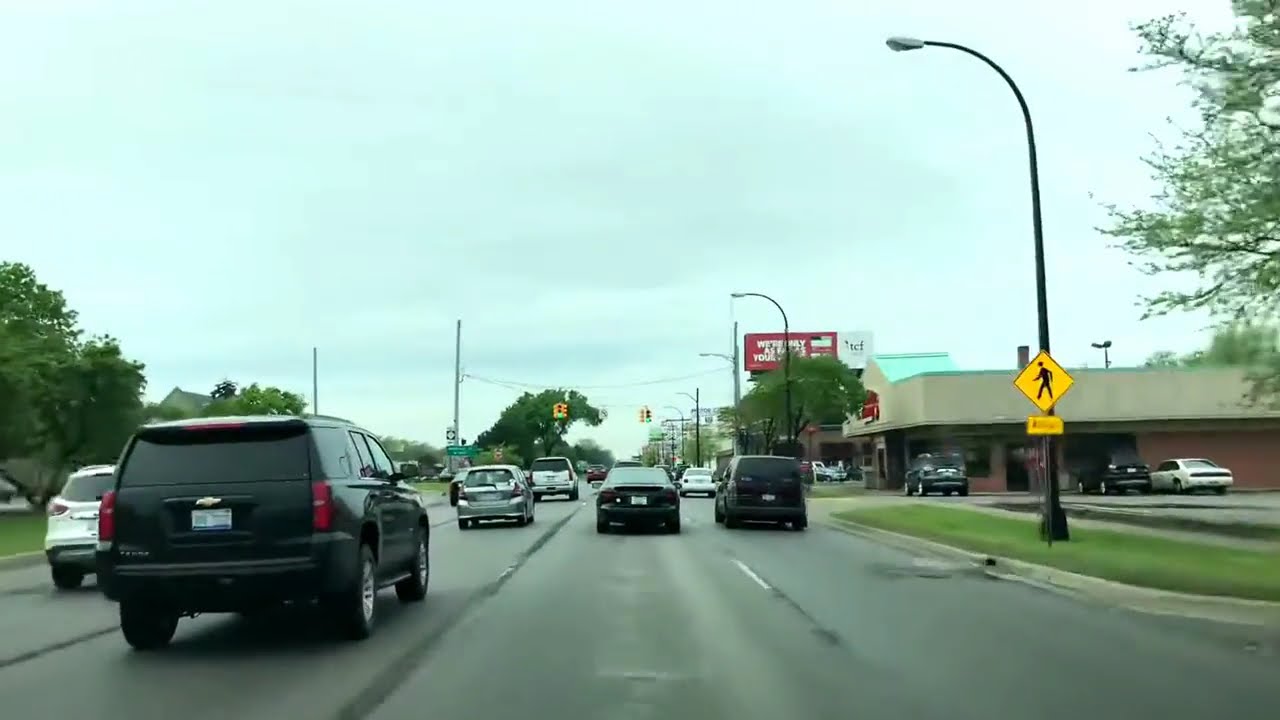 Driving to Berkley, Michigan from Detroit, Michigan