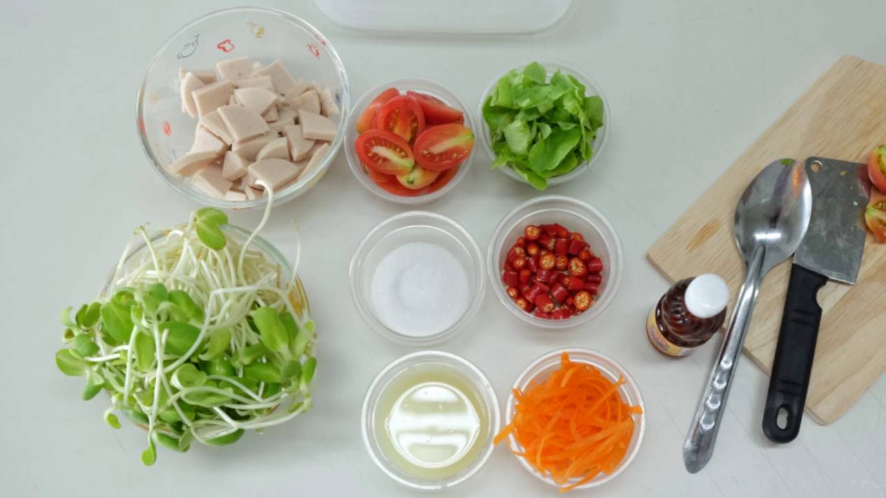 How to make sunflower sprouts spicy salad