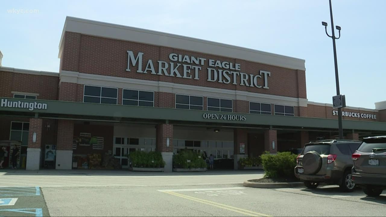 Giant Eagle opens COVID-19 vaccine registrations: How to make an appointment for a shot