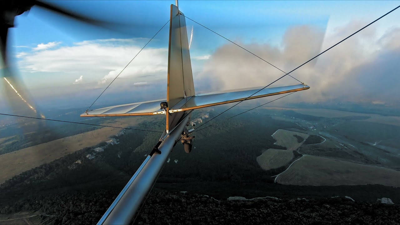 Flying Moyes DragonFly to the clouds. Mission touch the cloud