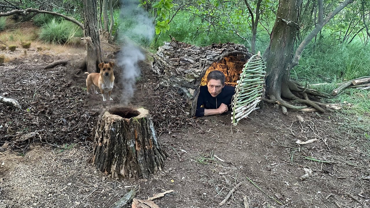 Construction of a clay secret shelter/imitation of wood as protection from wild animals/warm furnace