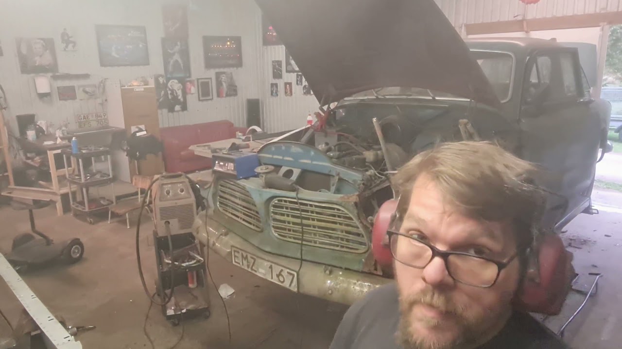 Volvo Amazon 1970 Framskärmsinfästning