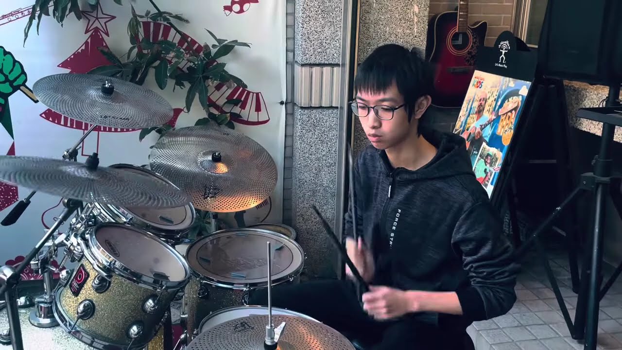 Who Cares 胡凱兒 -《停靠 Landfall》爵士鼓(Drum cover)