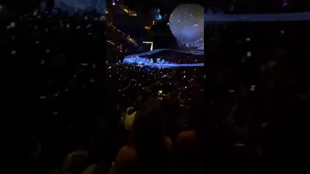 Ariana Grande - NASA live in Atlanta, GA 11/19/2019
