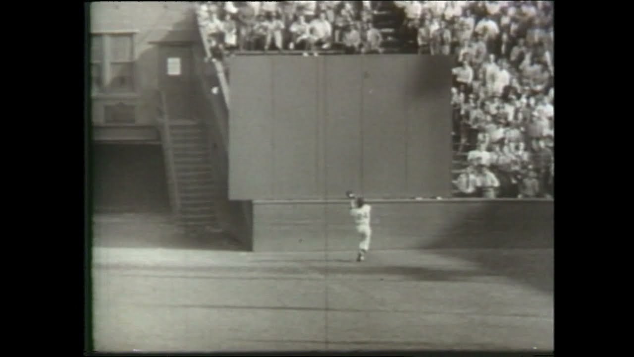 Willie Mays makes 