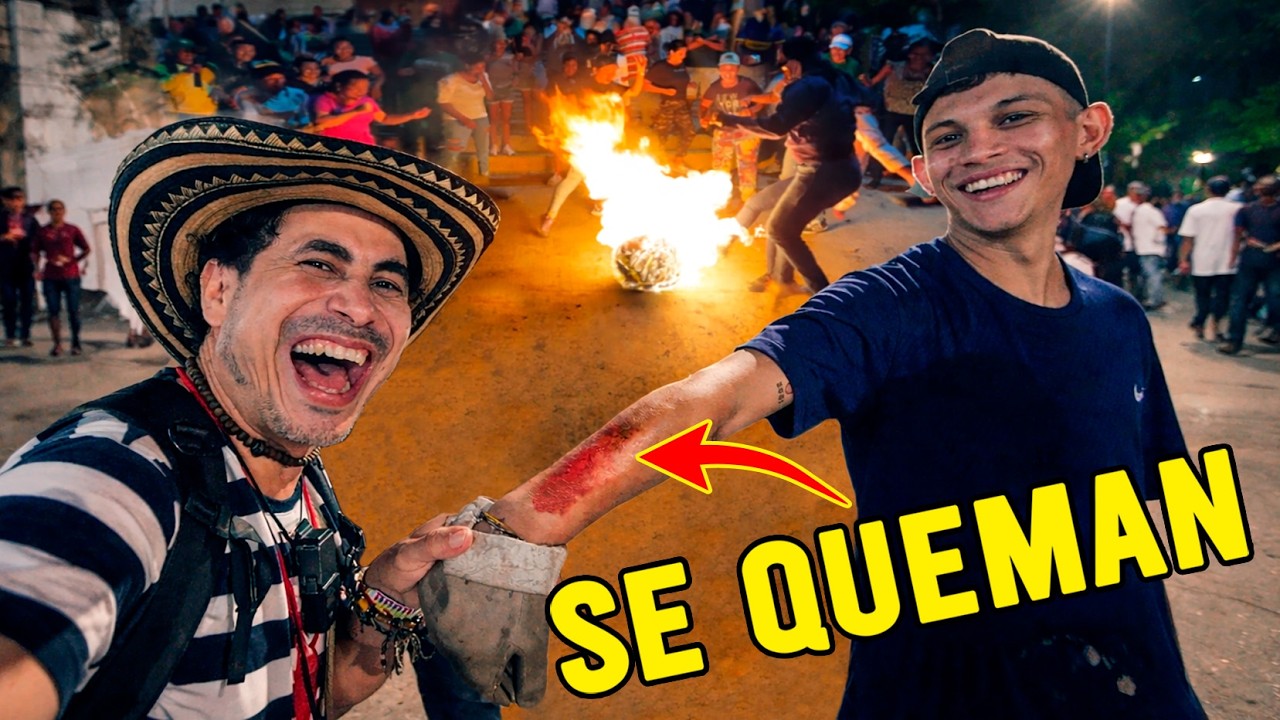Juego Tradicional - Patean Bolas de Candela en Pueblo de Colombia, El Carmen de Bolívar
