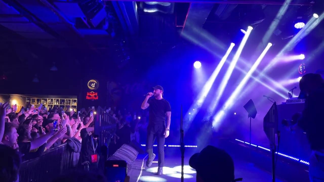 Ati242 - 25 (Live)
