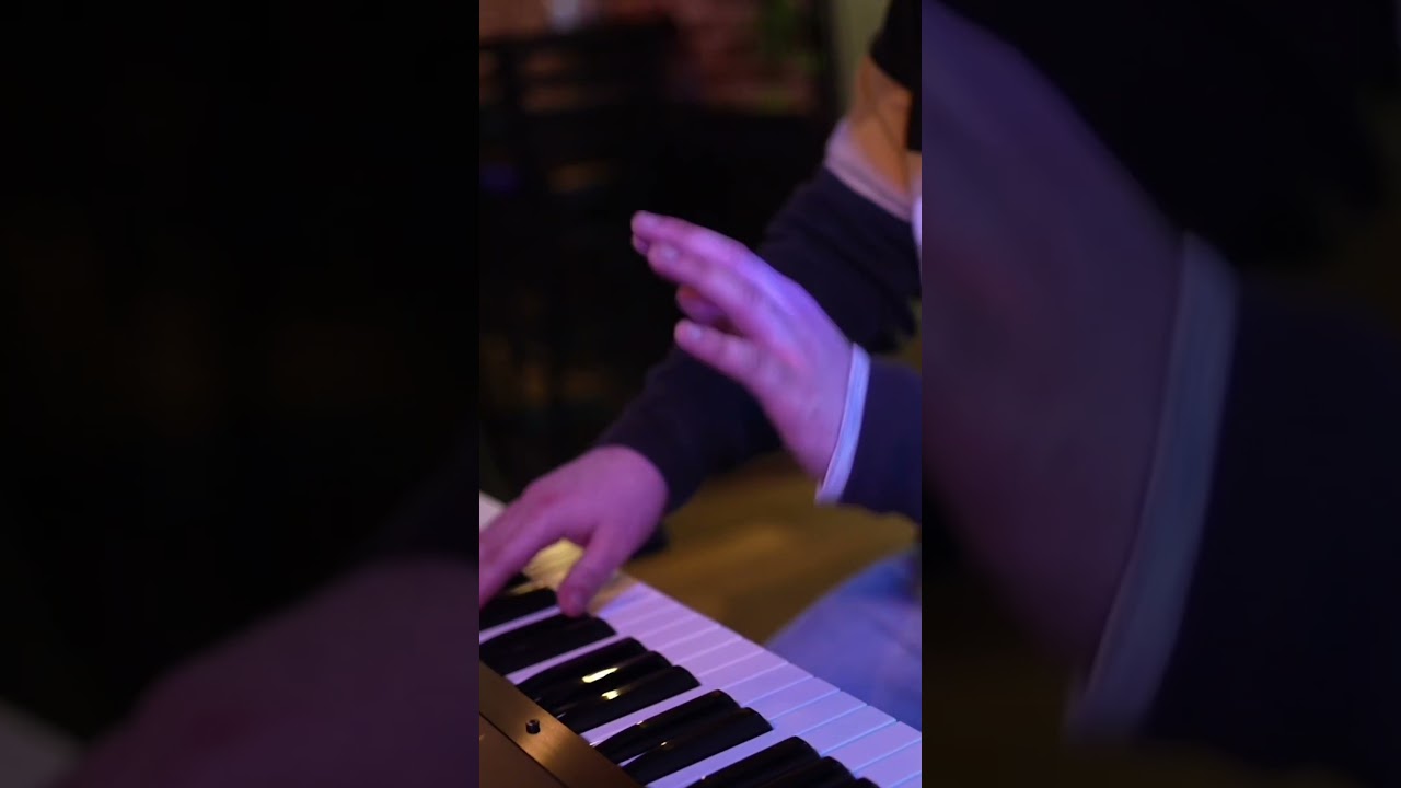 Keys solo?!? #livemusic #keyboard #bluesguitar #bluesmusic #guitarrist #guitar #guitarmusic