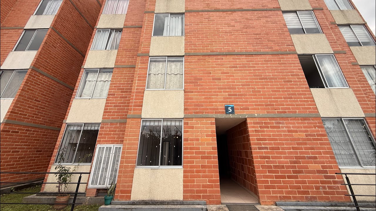 SE ARRIENDA APARTAMENTO 1er PISO EN SAN ANTONIO EN FUSAGASUGÁ