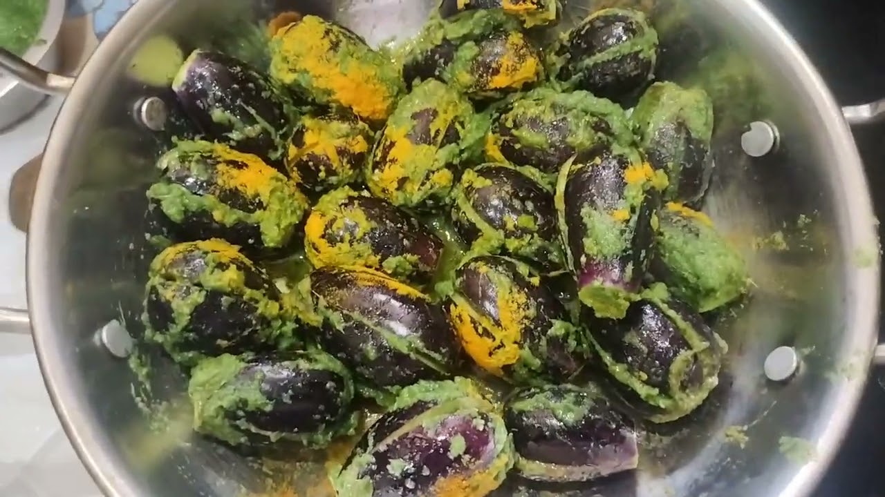Green masala brinjal curry 😋☺️