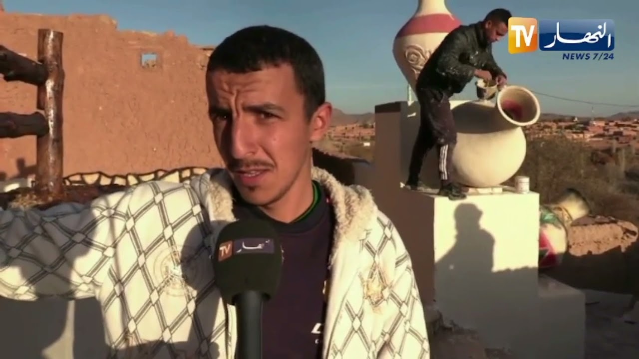 البيض: شباب يبادرون لتهيئة وتزيين الممر المؤدي إلى المسجد العتيق بقصر الغاسول