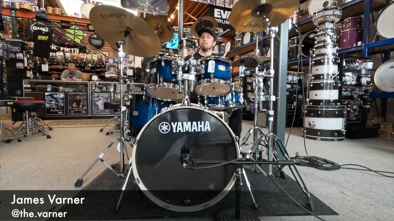 Yamaha Stage Custom Birch 5pc Drum Kit in Deep Blue Sunburst