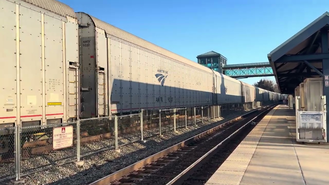 Amtrak 52 w/ Dash 8 516 trailing! || 1/21/2026