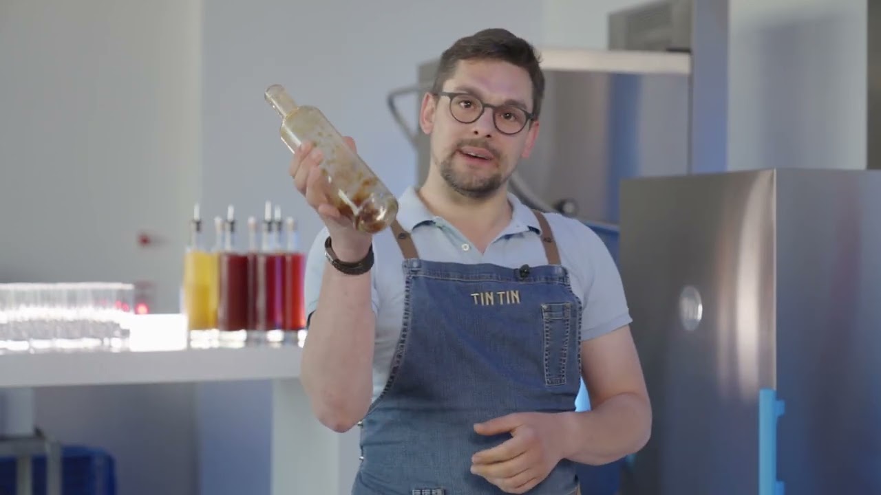 So einfach ist Flaschenspülen mit MEIKO