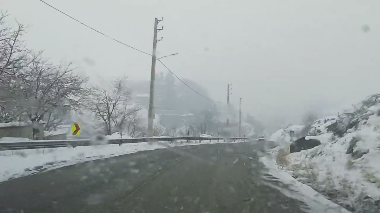 برف زیبای سوم بهمن ماه ۴۰۴ لواسان زیبا 