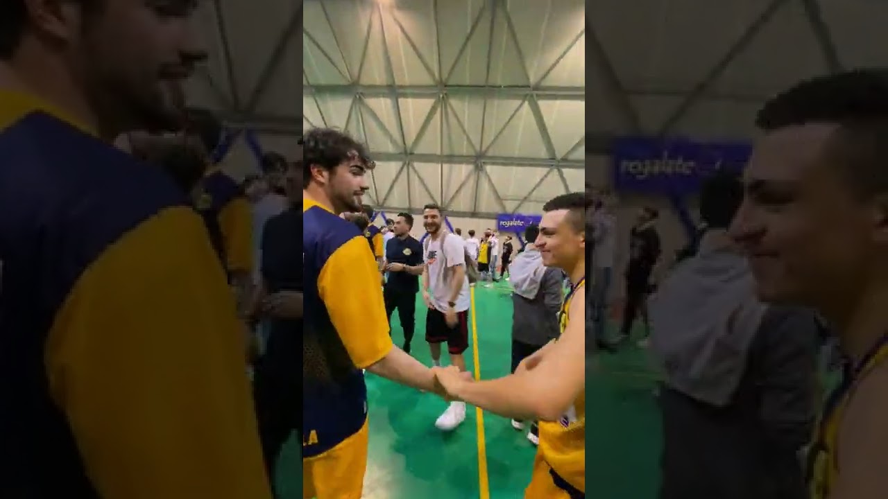 Basket Casapulla promosso in serie C Gold - Festeggiamenti in campo - riprese di Gigio Rosa