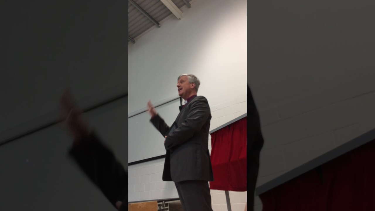 Bishop Andrew Watson unveils Send C of E Primary School Plaque