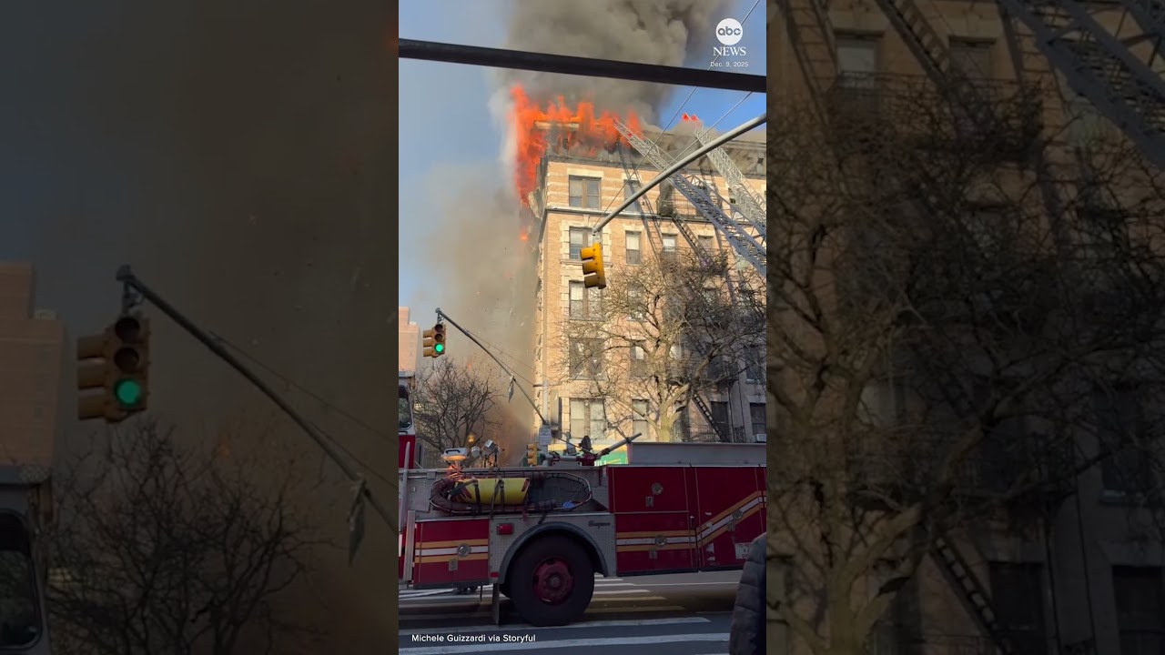 Fire rips through New York apartment building