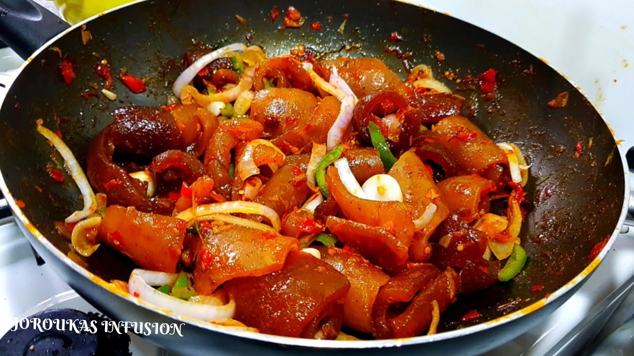HOW TO COOK COWSKIN. The only Nigerian peppered ponmo you will ever eat🌹