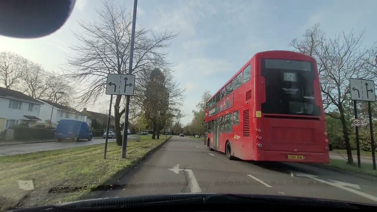 Following the sign for Pinner from Carpenter's park | Independent Driving | Pinner Test Routes 9.17