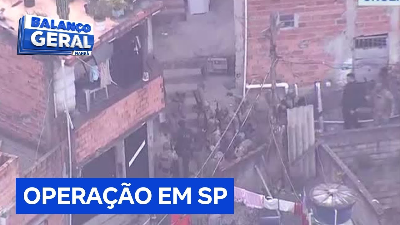 Polícia realiza grande operação para cumprir mandados de busca e apreensão em Embu das Artes (SP)