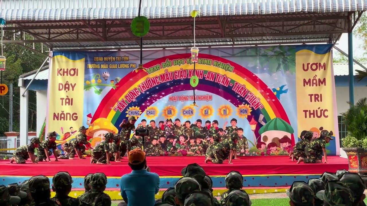 ngày 22 tháng 2, 2026