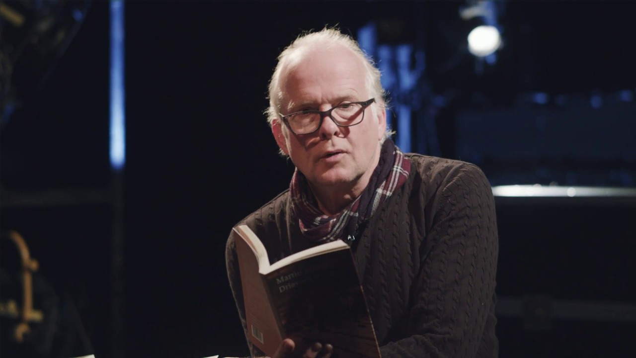 Jaap Spijker leest een fragment uit Rivieren van Martin Michael Driessen