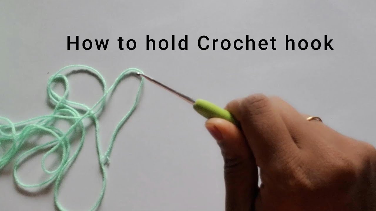 How to hold crochet hook / in Kannada.