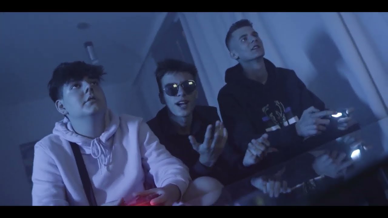 nerink - LEPIEJ (shot by @gapinsky_v)