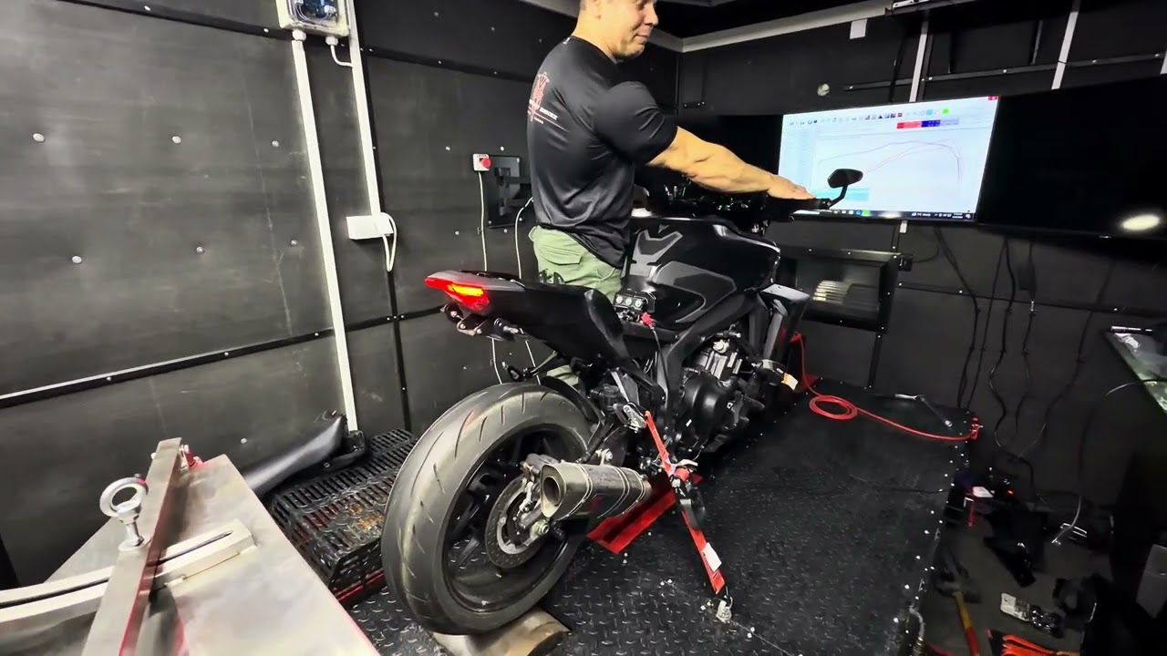 Yamaha MT-9 2025 Dorada na Dyno stolu nakon već urađenog ECU Flash