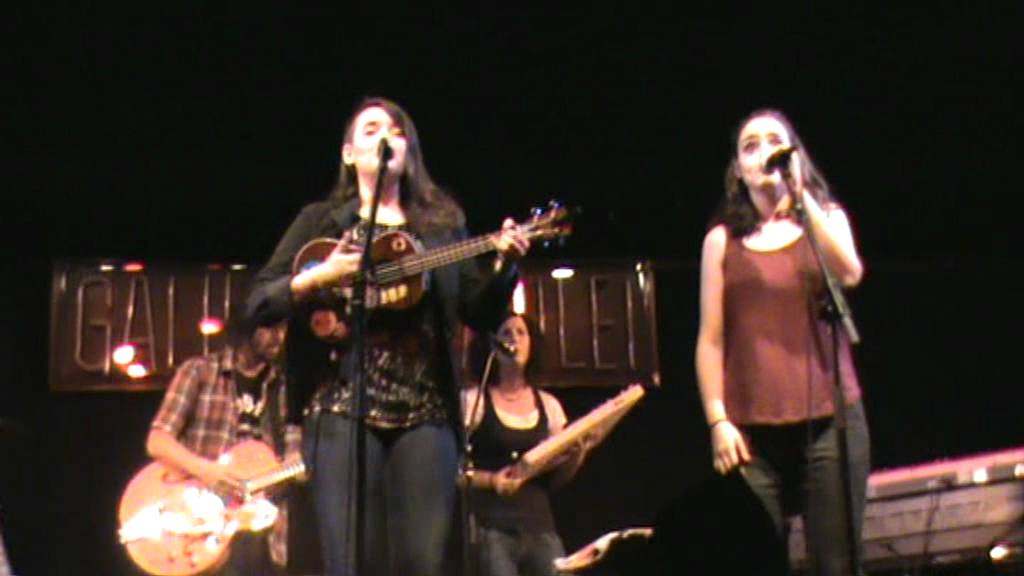MÄBU. Con mi voz (con su hermana). Sala GALILEO 24/06/2012