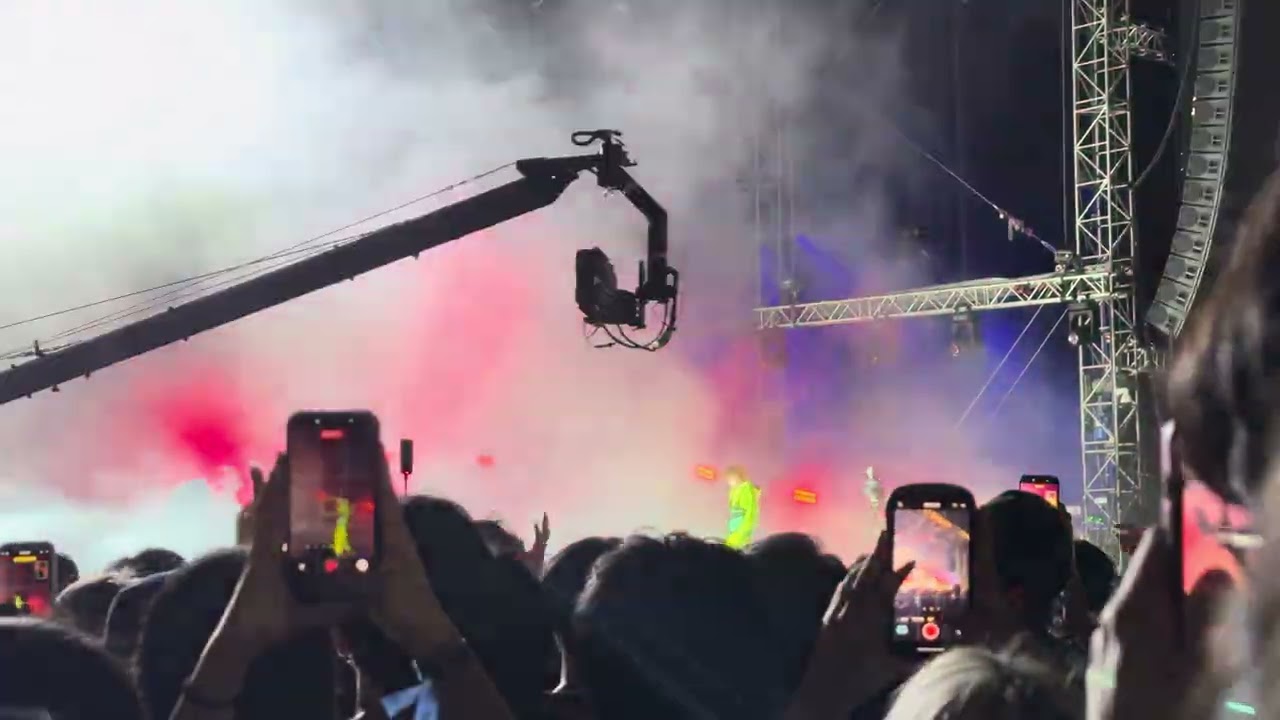 Vaundy「CHAINSAW BLOOD」(Tokyo Flash) Live in Hong Kong (Clockenflap 5 Dec 2025)