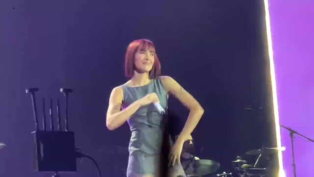 Aitana. + (Mas). Madrid. 06/11/2023