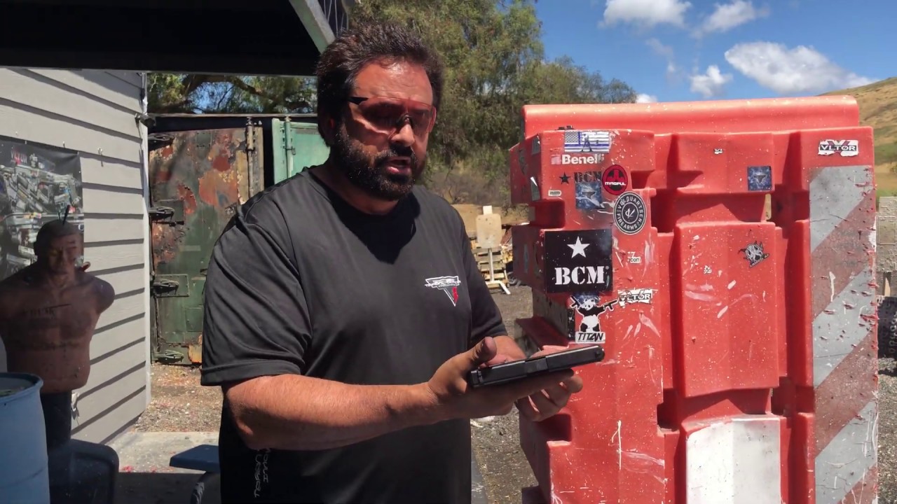 Таран честно рассматривает Glock 48 и 43 x с новыми магазинами Shield Arms 15 и 20