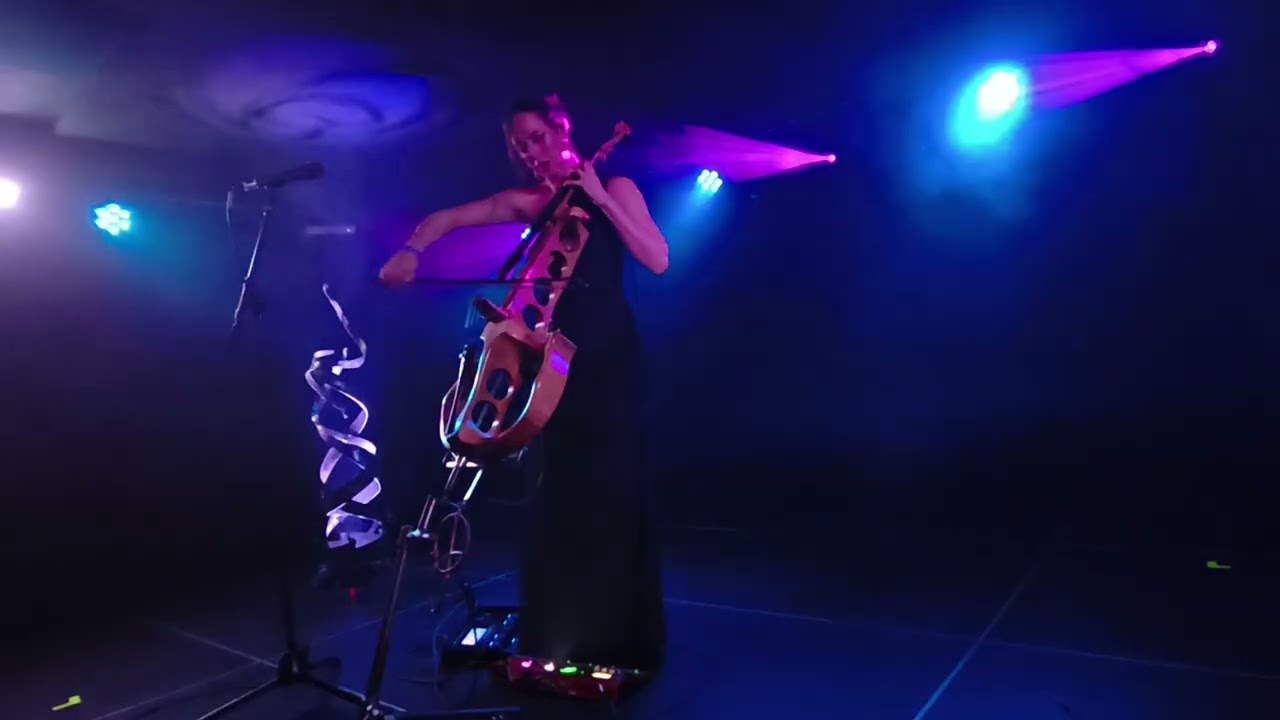 Jo Quail - White Salt Stag (Live at Stengade, Copenhagen, 2026/03/10)