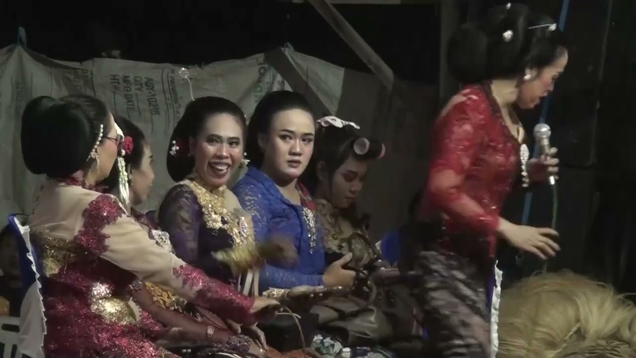 tasyakuran campursari WAHYU CIPTA LARAS Pimp. mbah Djan || part 1