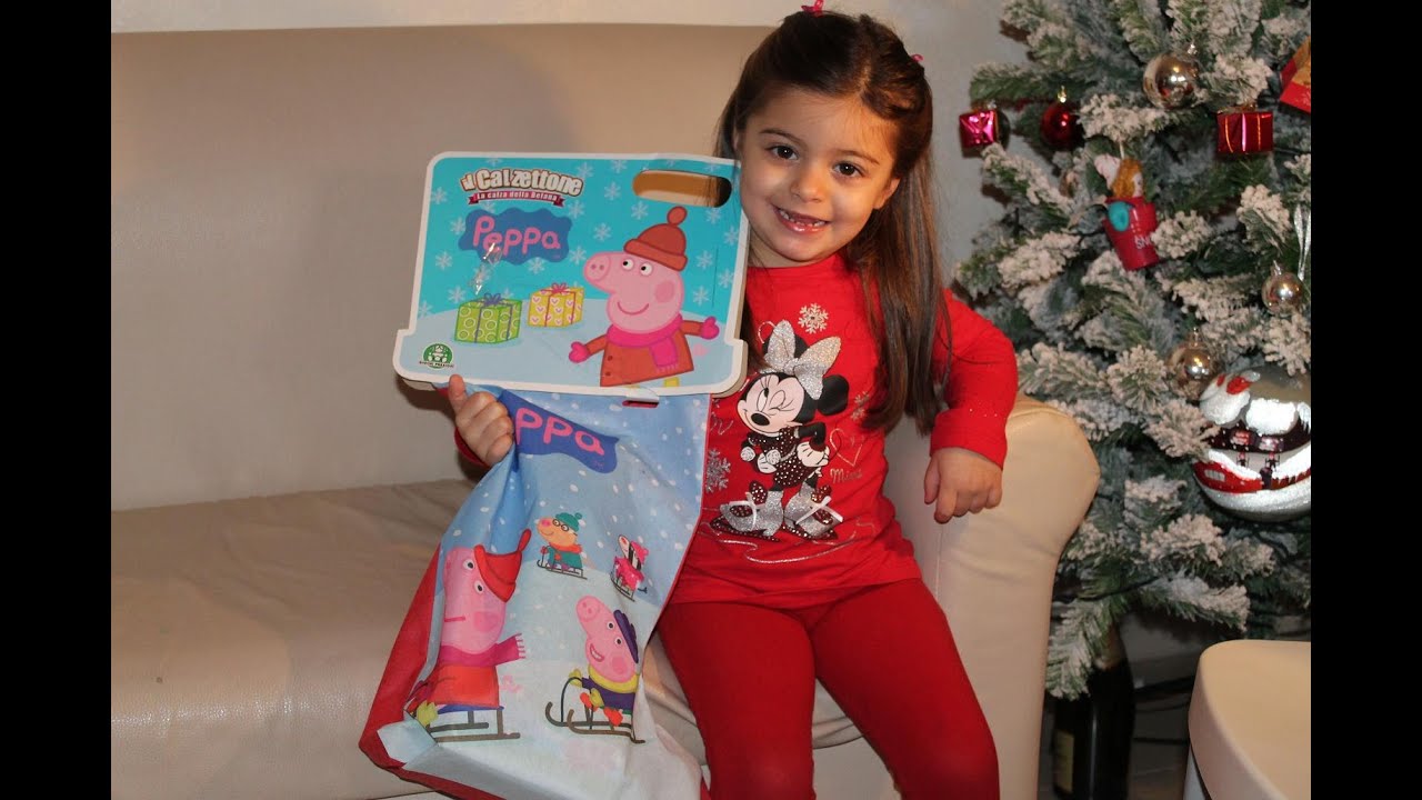 Giochi di peppa pig nella calza della befana peppapig e george