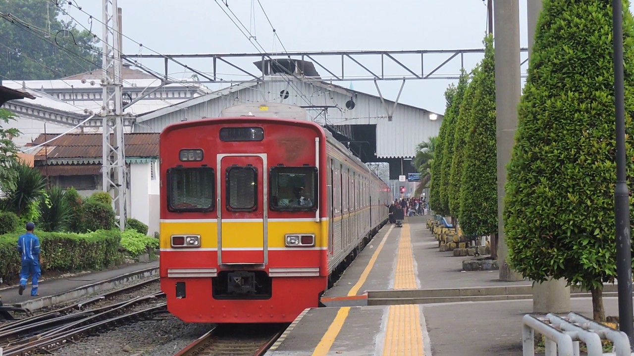 Toyo Rapid Series 1080-1081F Berangkat stasiun Bogor Tujuan akhir stasiun Angke