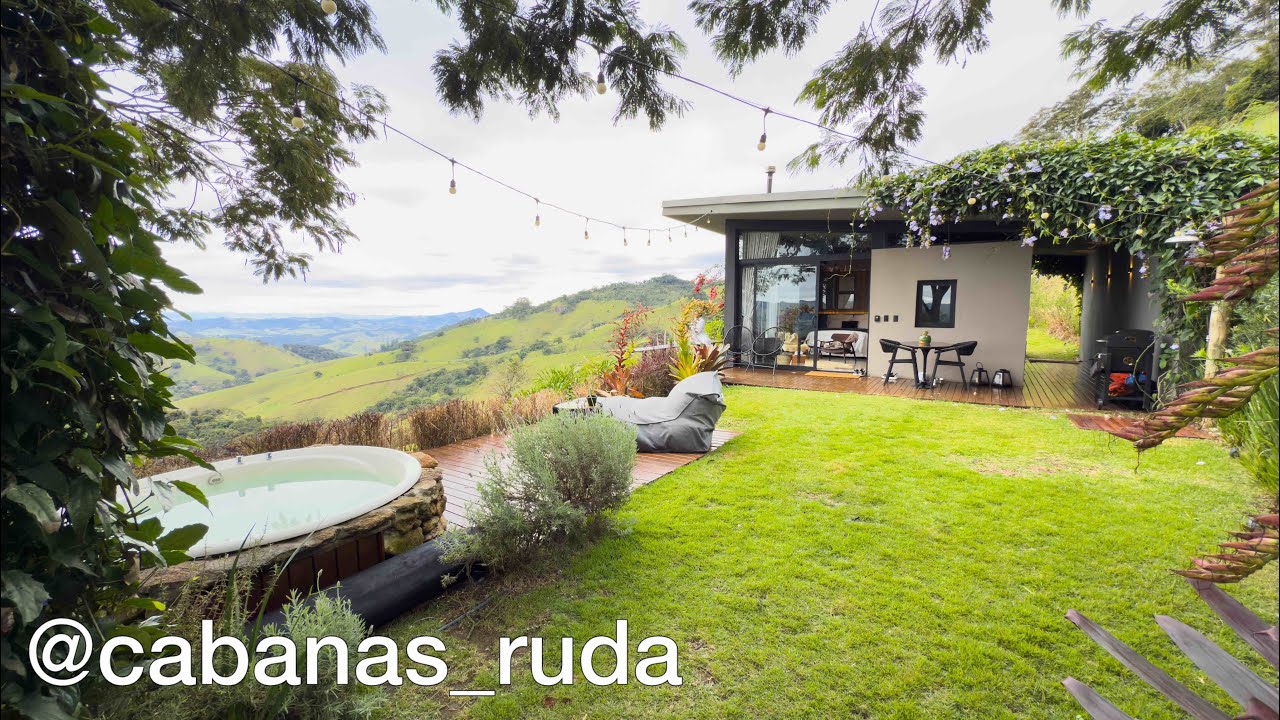 CABANAS RUDÁ: ARQUITETURA PREMIADA E ROMANCE EM MEIO À NATUREZA DE GONÇALVES/MG