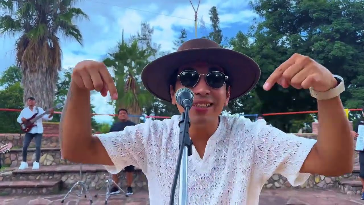 CRISTIAN BANEGAS - LO QUE HAY POR AQUI (videoclip oficial)