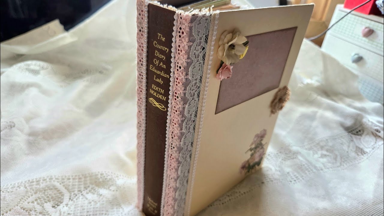 Edith Holden Journal Flipthrough. Re-upload.