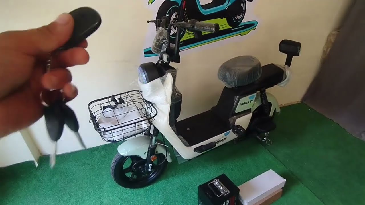 سكوتر كهربائي بطاريه ليثيوم وكمان لو خلاص منك شحن تقدر تبدل 😱🤔 #سكوتر