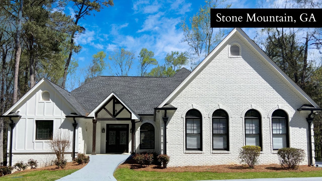 MUST SEE- LUXURY RANCH-STYLE HOME FOR SALE IN STONE MOUNTAIN, GA! - 6 Bedrooms - 5 Bathrooms