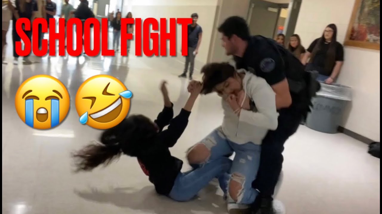 School Vlog- Day 1 (Fight & student interviews) *funny!!!