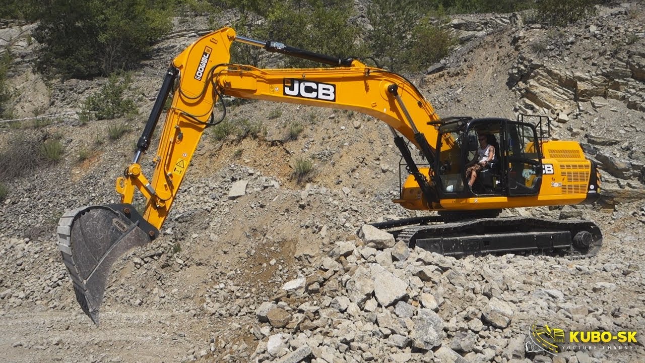 JCB JS300 excavator test drive | EXPO Lesn&iacute; lom 2018