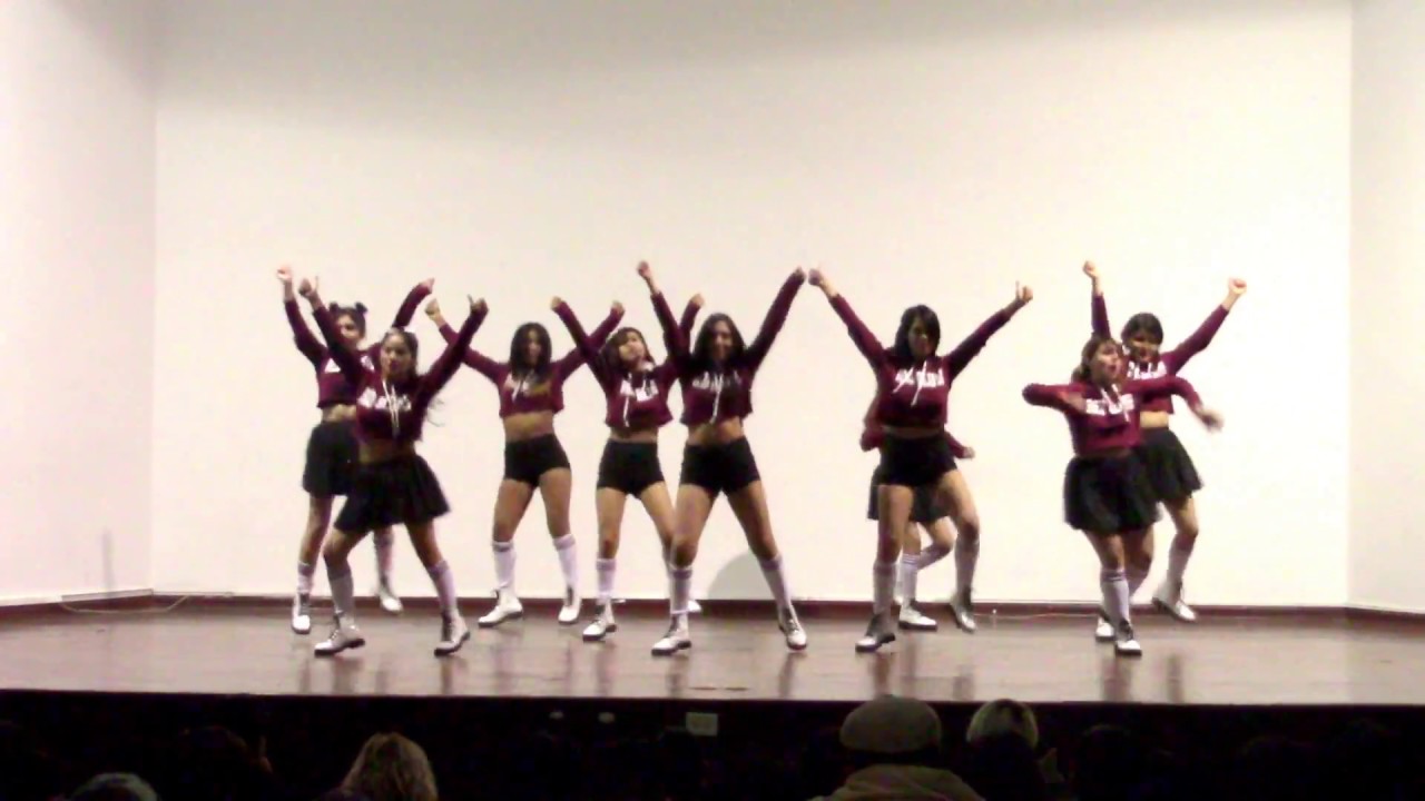 MOMOLAND (모모랜드) 